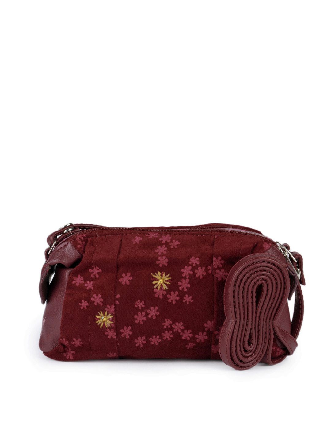 Baggit Women Red Affair Hoor Mobile Pouch