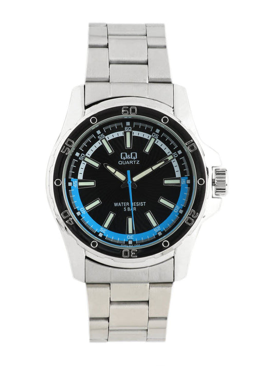 Q&Q Men Steel Strap Watch