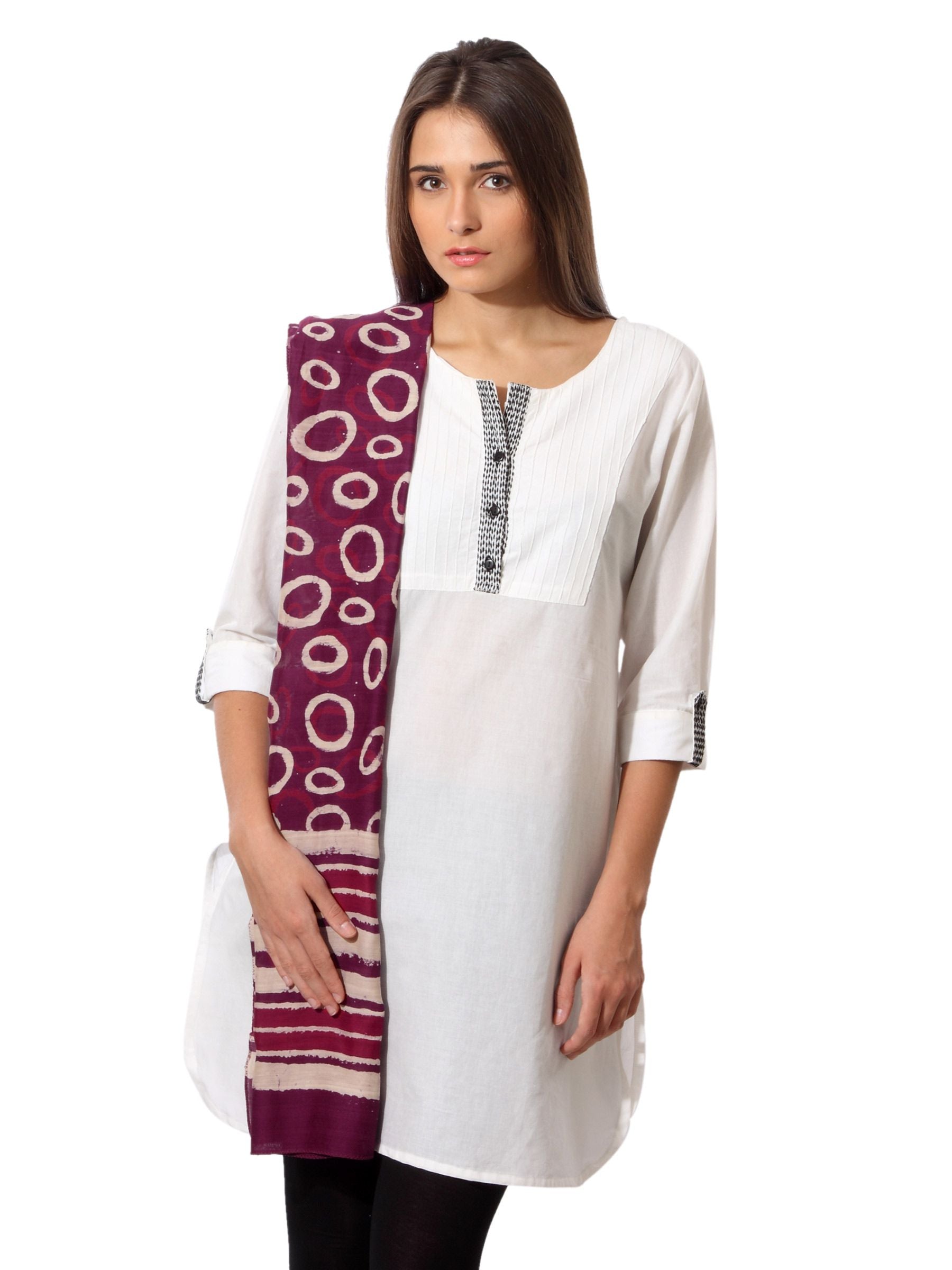 Fabindia Women Purple & Red Chanderi Hand Printed Stole